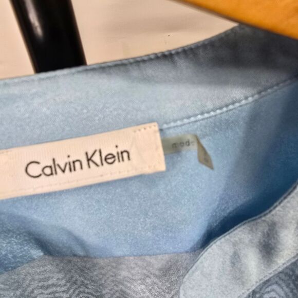 Calvin Klein Gradient Patterned Long Sleeve Shirt - Picture 7 of 7